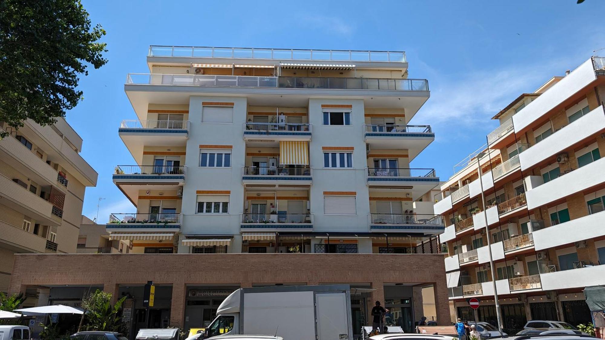 Appartamento Ostia Enjoy Luaran gambar